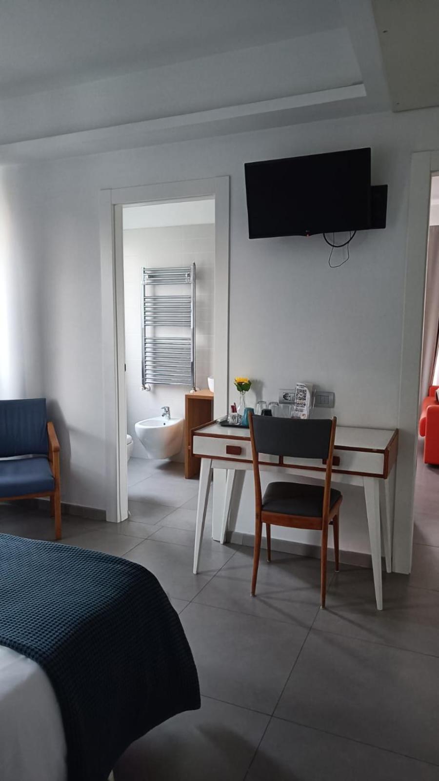 Golden Beach Residence Fregenae Bagian luar foto