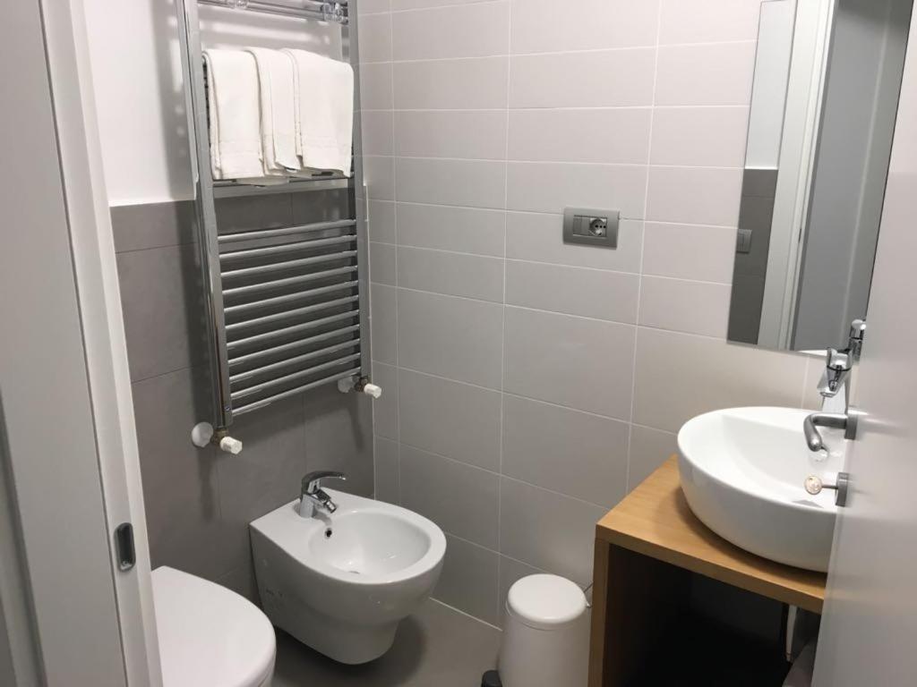 Golden Beach Residence Fregenae Bagian luar foto